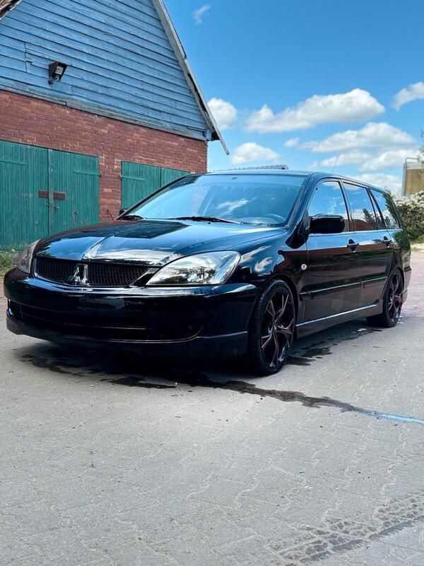 Schwarz Gebraucht 2006 Mitsubishi Lancer Kombi | 1.600 € - Bild 1/4
