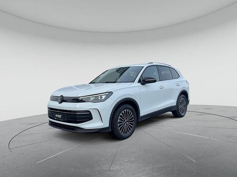 Neu VW Tiguan 150 PS (110 kW) 2026 Weiß SUV