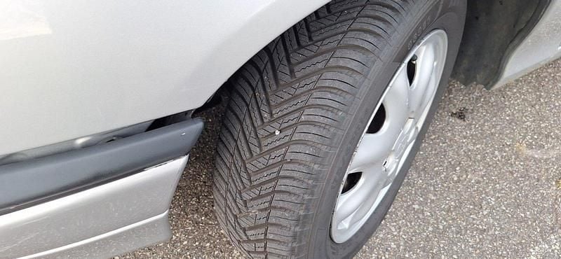 Gebraucht Opel Astra 100 PS (73 kW) 1997 Limousine