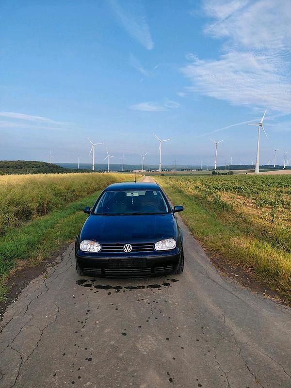 Gebraucht VW Golf IV 130 PS (95 kW) 2001 Kleinwagen