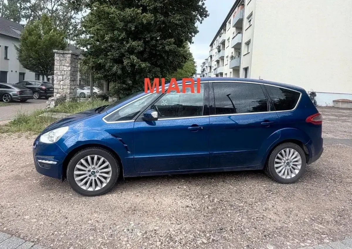 Gebraucht Ford S-MAX Titanium 163 PS (119 kW) 2014 Blau Van / Kleinbus