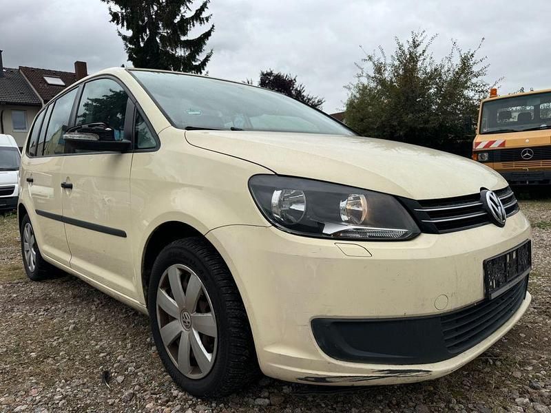 Gebraucht VW Touran 110 PS (80 kW) 2015 Gelb Van / Kleinbus