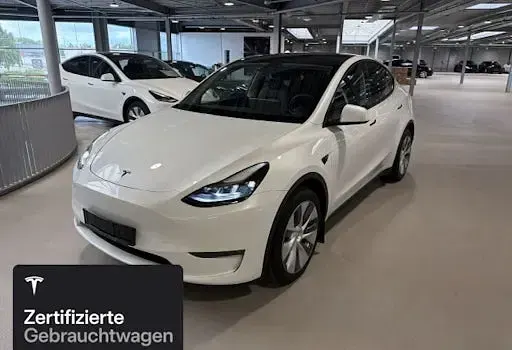 Gebraucht Tesla Model Y 273 kW (372 PS) 2023 Weiß SUV