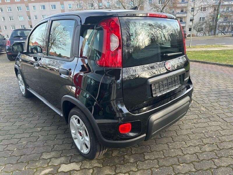 Gebraucht Fiat Panda 69 PS (50 kW) 2024 Schwarz Kleinwagen