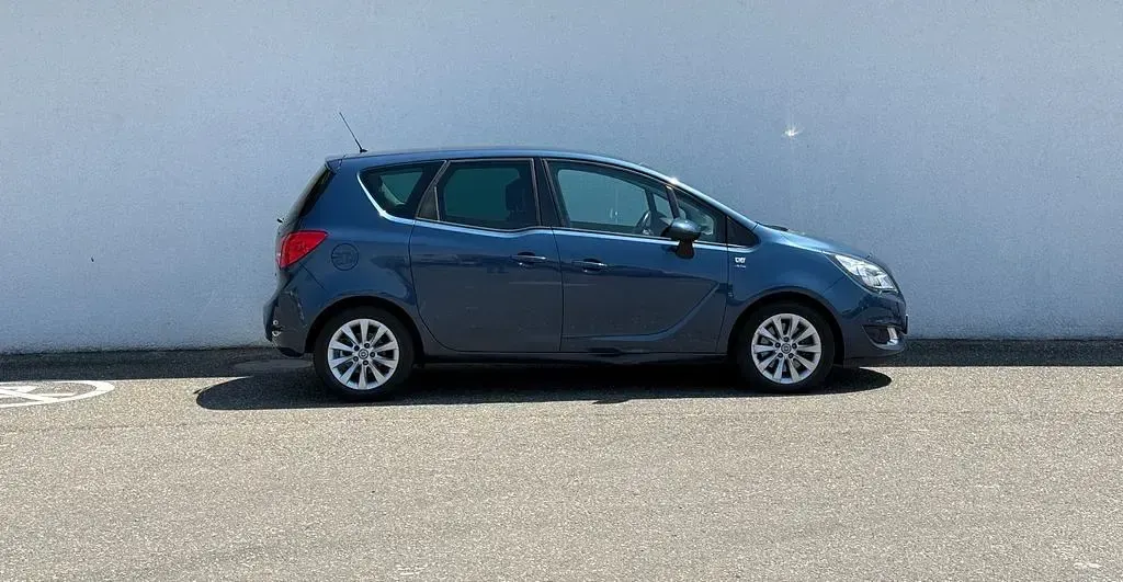 Gebraucht Opel Meriva Active 140 PS (102 kW) 2017 Blau Van / Kleinbus