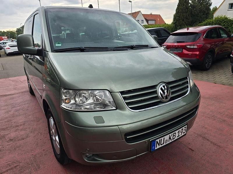 Gebraucht VW Multivan Comfortline 174 PS (127 kW) 2006 Grün Van