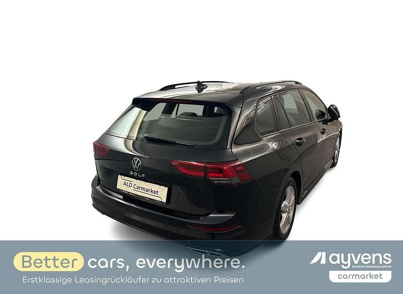 Gebraucht VW Golf 150 PS (110 kW) 2022 Deep black perleffekt Kombi