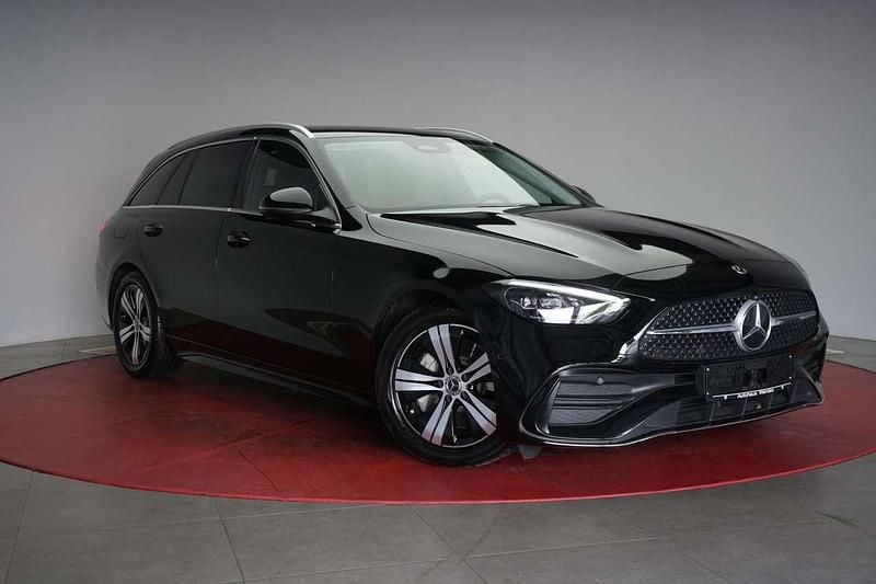 Schwarz Gebraucht 2022 Mercedes C220 AMG line Kombi | 32.990 € (Fairer Preis) - Bild 1/4