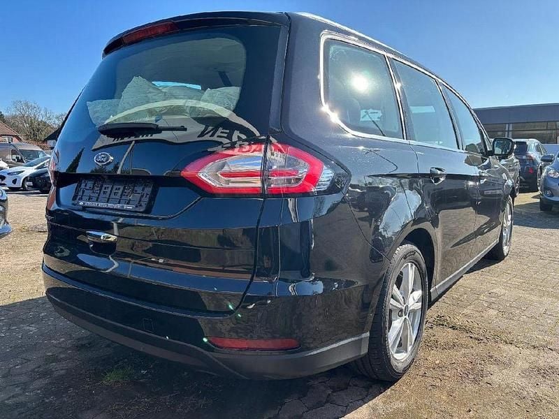 Gebraucht Ford Galaxy Titanium 150 PS (110 kW) 2020 Obsidianschwarz metallic Van / Kleinbus