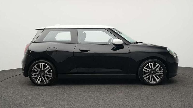 Gebraucht Mini Cooper Classic 135 kW (184 PS) 2025 Schwarz Kleinwagen