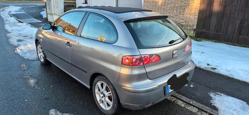 Gebraucht Seat Ibiza 64 PS (47 kW) 2003 Andere farben Kleinwagen
