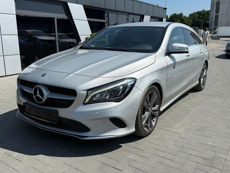 Silber Gebraucht 2017 Mercedes CLA220 Limousine | 11.990 € (Fairer Preis) - Bild 1/4