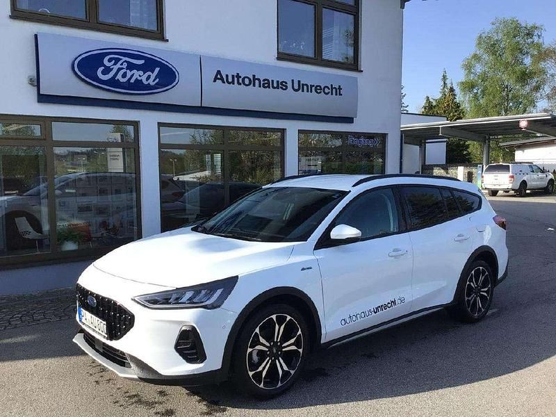 Usata Ford Focus Active 155 CV (114 kW) 2023 Bianco Station wagon