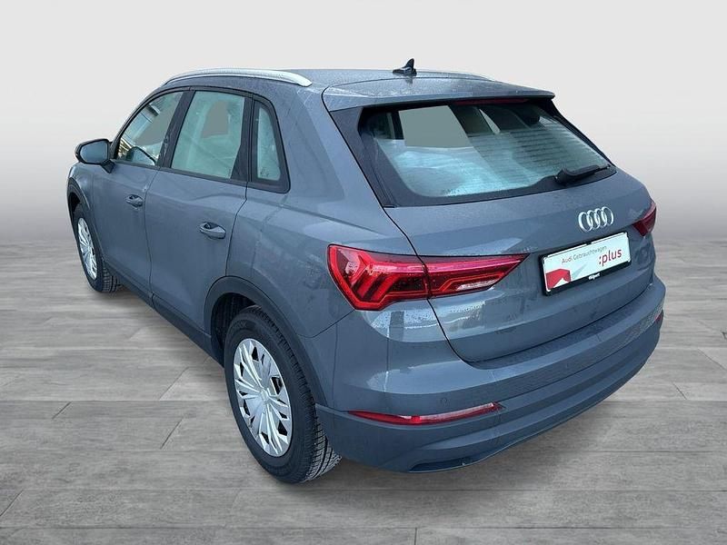 Gebraucht Audi Q3 Basis 150 PS (110 kW) 2025 Nanograu metallic SUV
