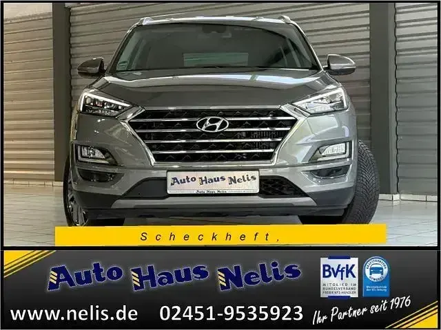Gebraucht Hyundai Tucson Style 177 PS (130 kW) 2019 Grau SUV