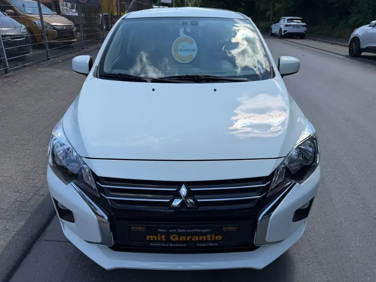 Gebraucht Mitsubishi Space Star 71 PS (52 kW) 2024 Weiß Kleinwagen