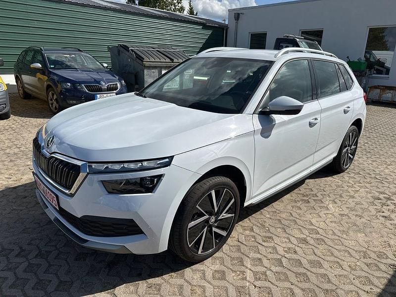 Weiß Gebraucht 2024 Skoda Kamiq Style SUV | 22.100 € (Fairer Preis) - Bild 1/4