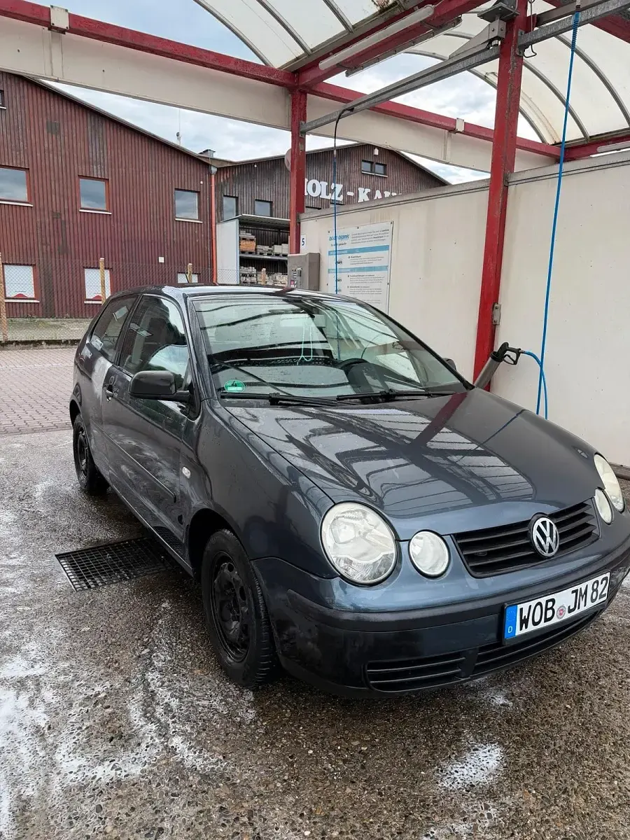 Gebraucht VW Polo 75 PS (55 kW) 2003 Blau Kleinwagen