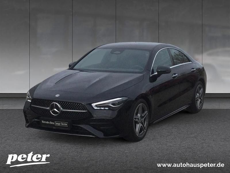 Unilack nachtschwarz Gebraucht 2024 Mercedes CLA200 AMG Coupé | 34.870 € (Fairer Preis) - Bild 1/4