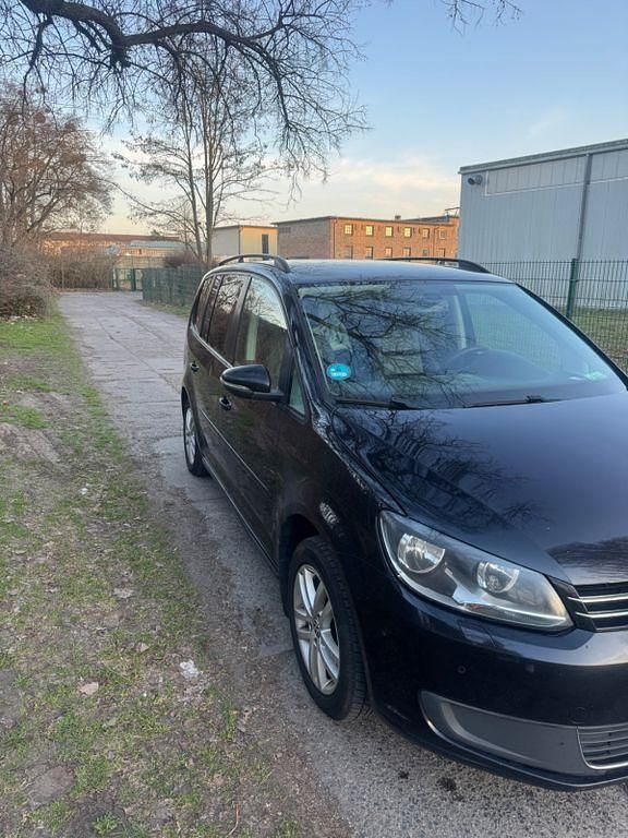 Gebraucht VW Touran Highline 150 PS (110 kW) 2012 Schwarz Van / Kleinbus