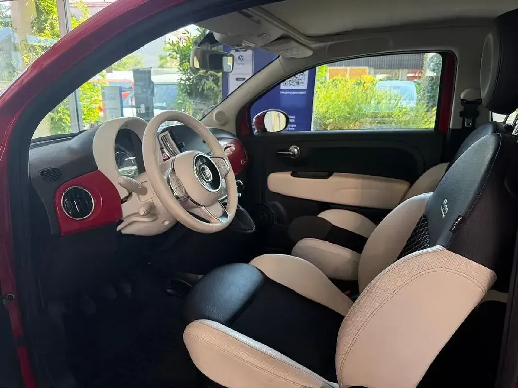 Gebraucht Fiat 500 Dolcevita 69 PS (50 kW) 2023 Rot Cabrio
