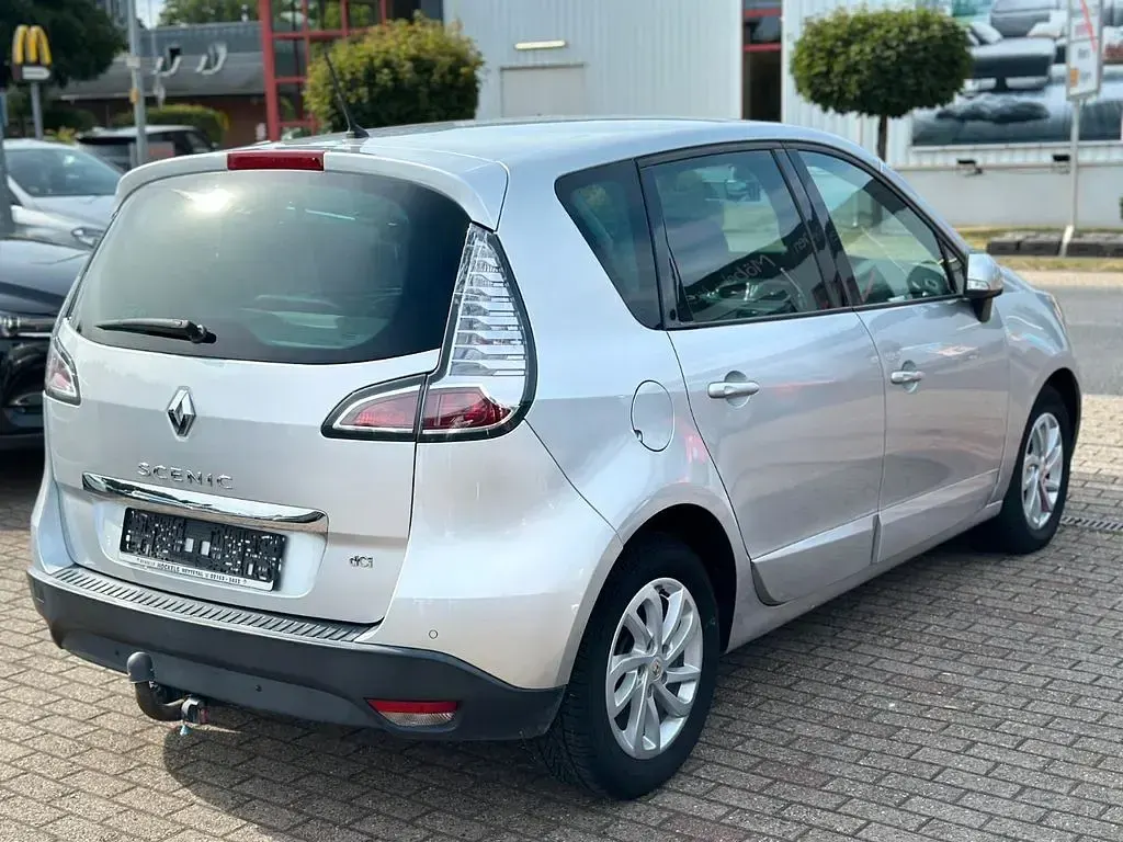 Gebraucht Renault Scénic Authentique 110 PS (80 kW) 2012 Grau Van / Kleinbus