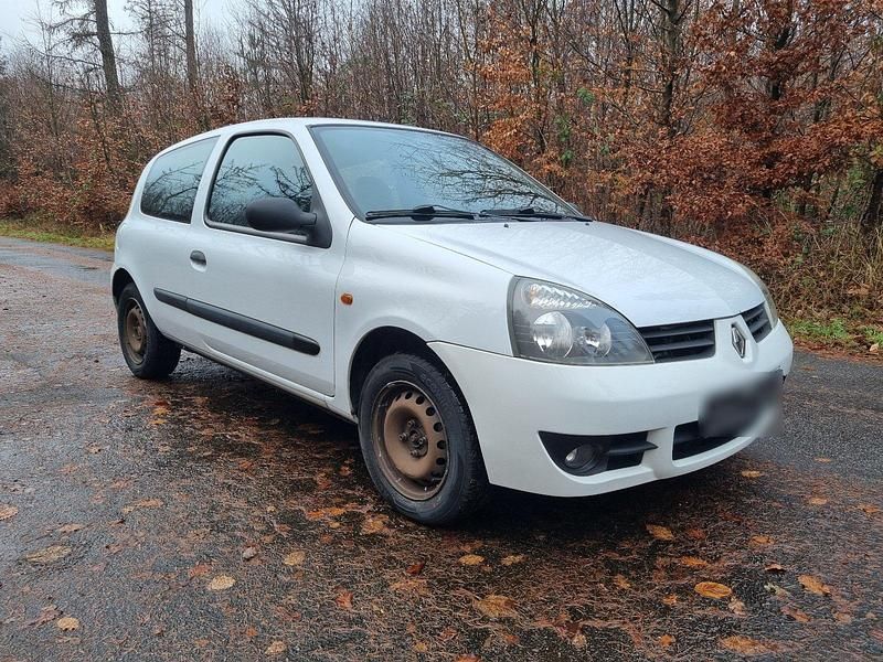 Gebraucht Renault Clio II 75 PS (55 kW) 2009 Weiß Kleinwagen