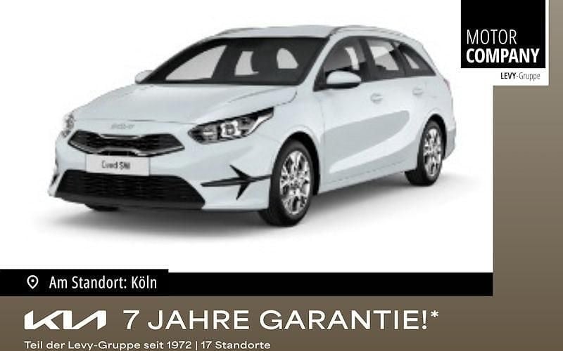 Weiß Neu 2025 Kia Ceed Sportswagon Vision Kombi | 23.620 € (Fairer Preis) - Bild 1/4