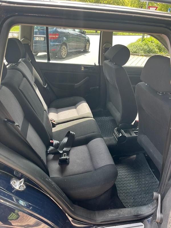 Gebraucht VW Golf IV 102 PS (75 kW) 2000 Blau Kombi