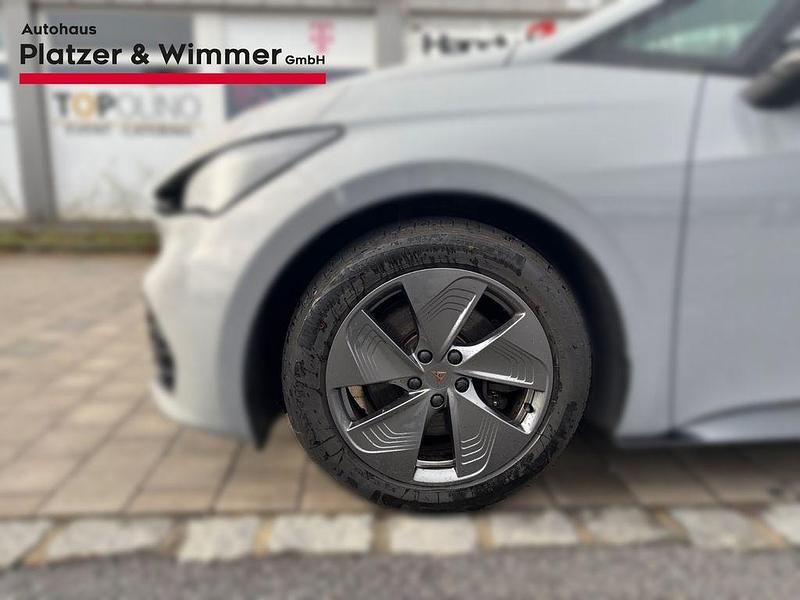 Second-hand Cupra Born 150 kW (204 CP) 2023 Gri Hatchback