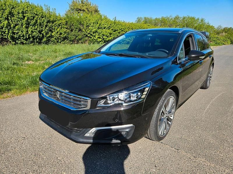 Gebraucht Peugeot 508 SW Allure 165 PS (121 kW) 2015 Braun Kombi
