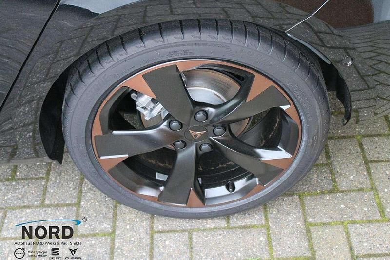 Gebraucht Cupra Leon Basis 150 PS (110 kW) 2024 Other Limousine