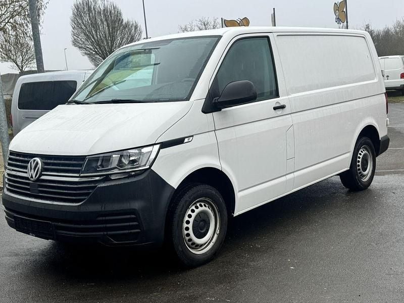 Gebraucht VW T6.1 150 PS (110 kW) 2020 Weiß Van