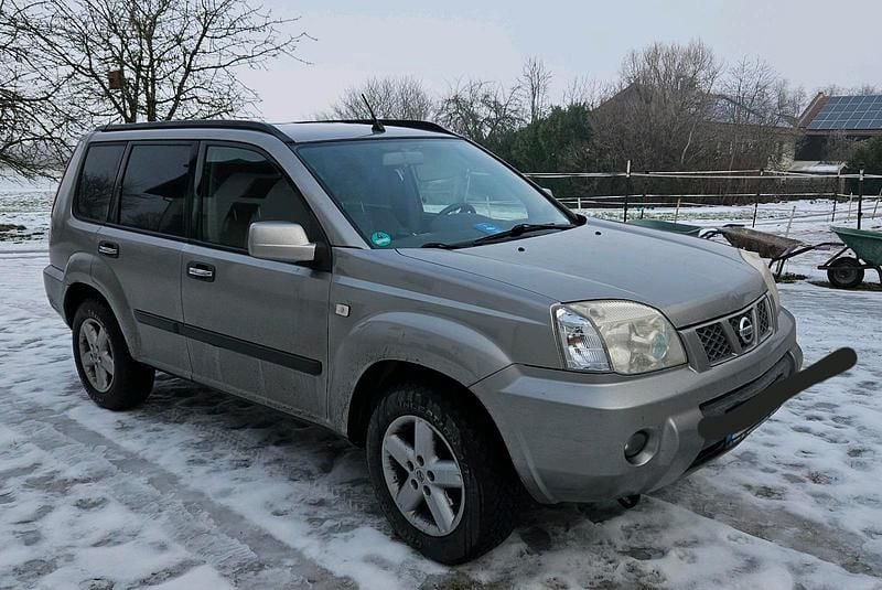 Gebraucht Nissan X-Trail 136 PS (100 kW) 2004 Silber SUV