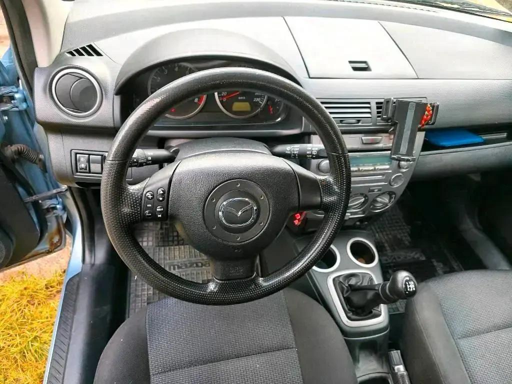 Gebraucht Mazda 2 80 PS (58 kW) 2007 Blau Kleinwagen