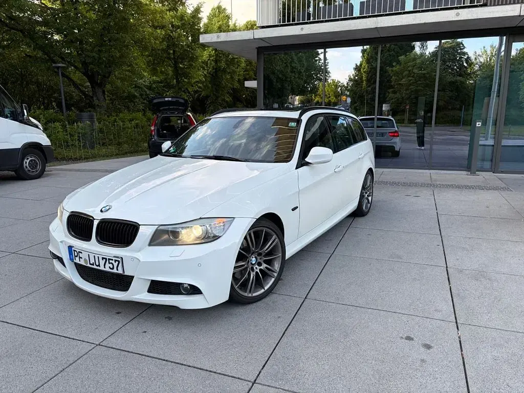 Gebraucht BMW 220 Performance 184 PS (135 kW) 2012 Weiß Limousine