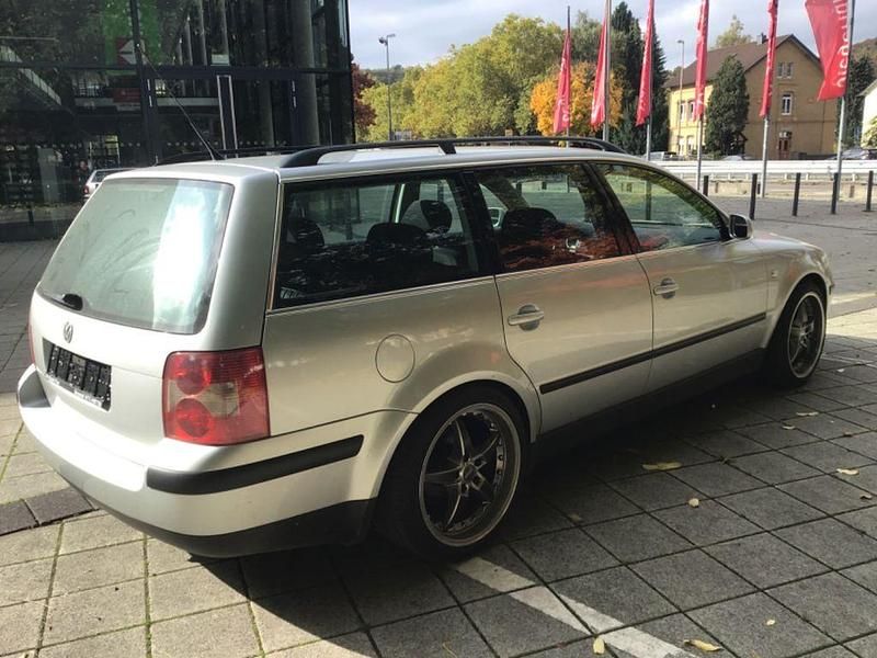 Gebraucht VW Passat Comfortline 101 PS (74 kW) 2002 Silber Kombi