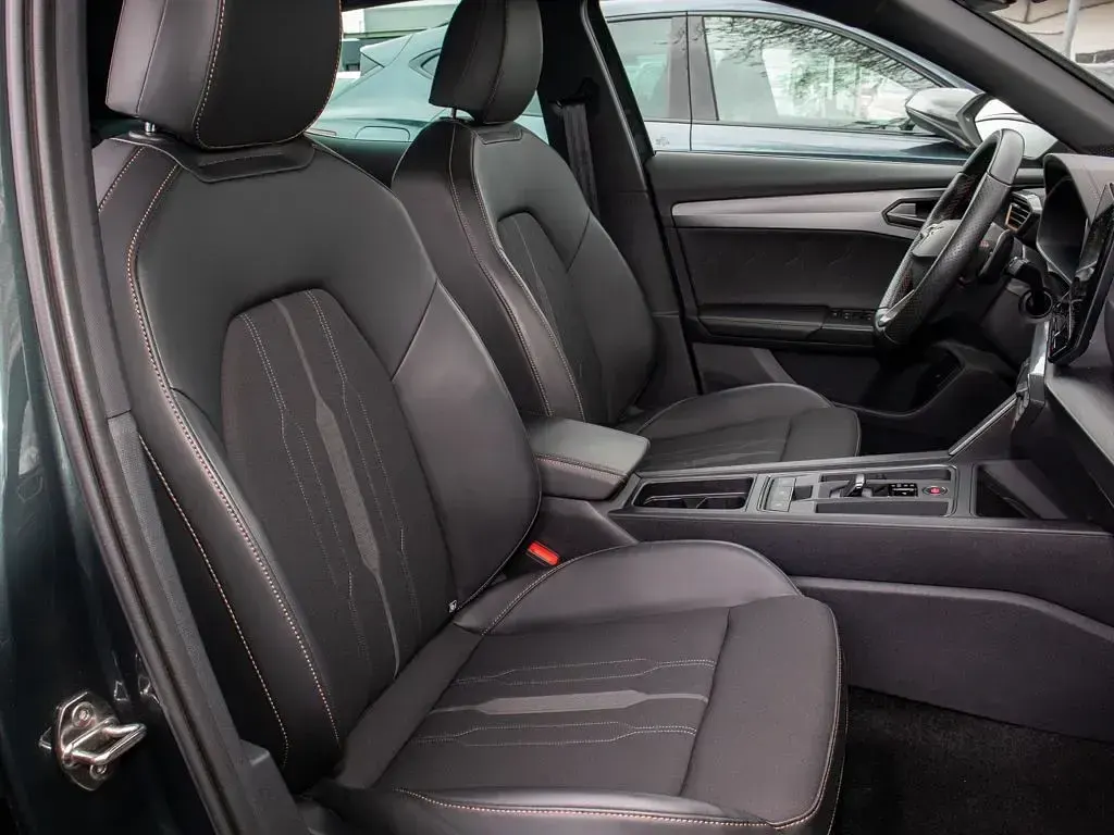 Gebraucht Cupra Formentor 204 PS (150 kW) 2022 Dark camouflage metallic SUV