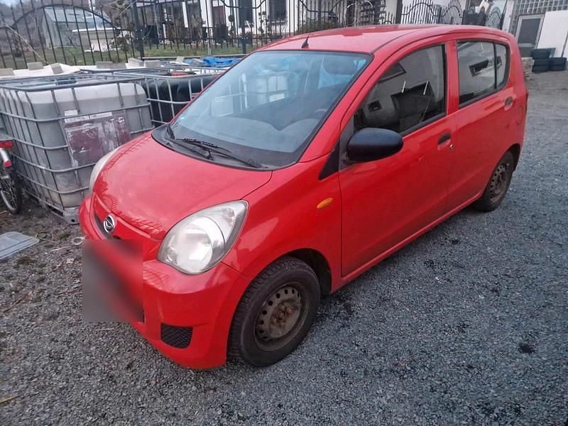 Gebraucht Daihatsu Cuore 2009 Rot Kleinwagen