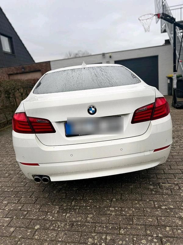 Gebraucht BMW 525 204 PS (150 kW) 2010 Weiß Limousine
