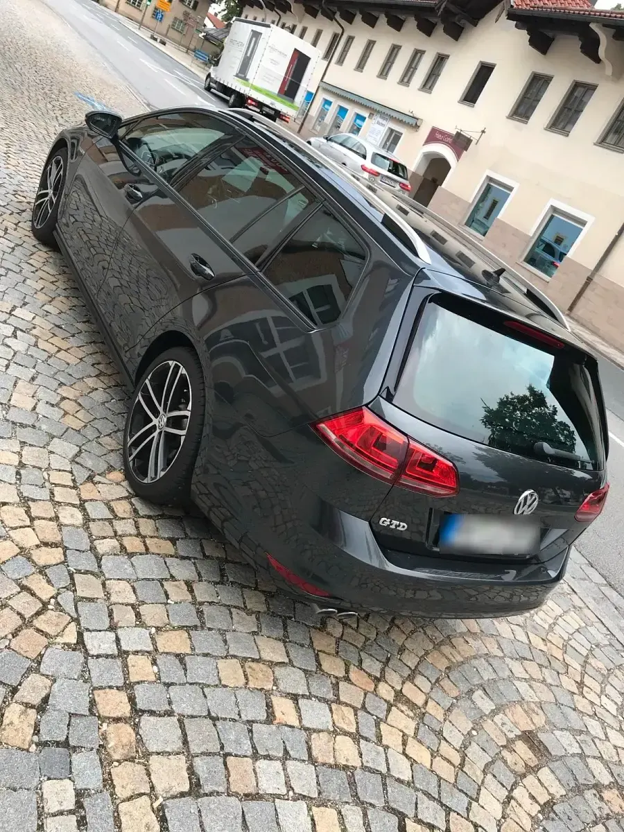 Gebraucht VW Golf VII GTD 184 PS (135 kW) 2016 Grau Kombi