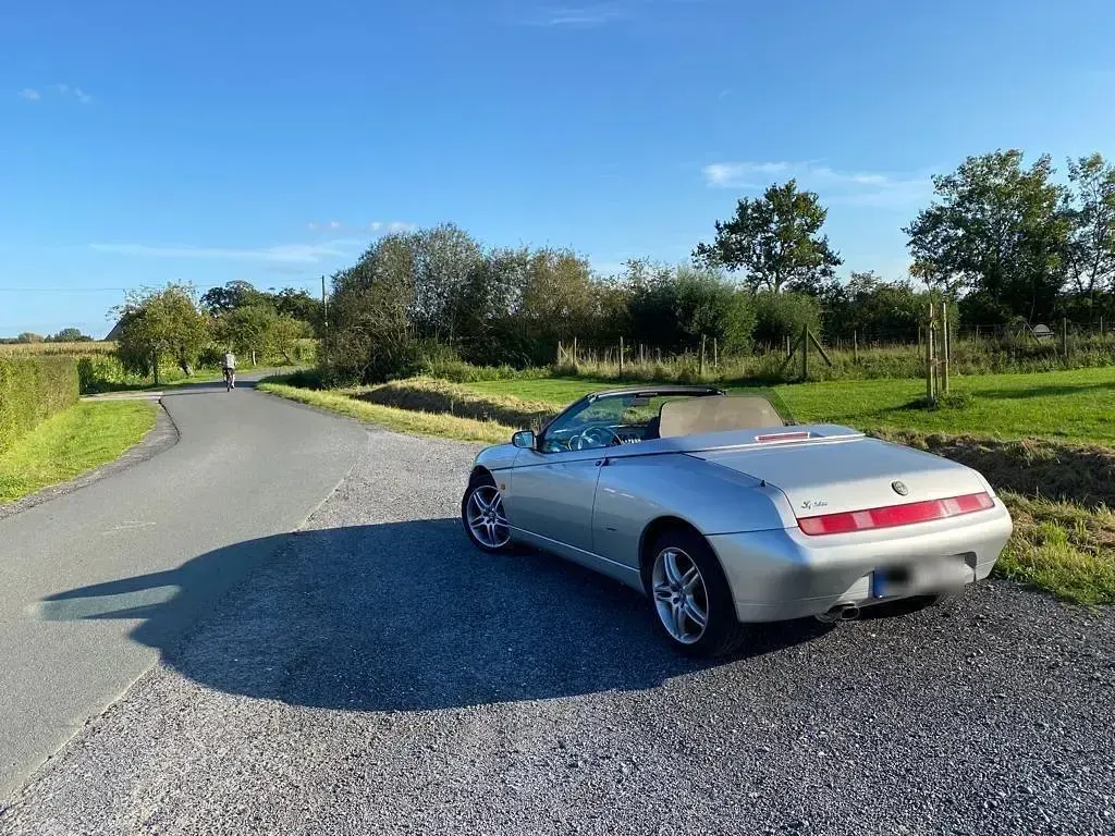 Gebraucht Alfa Romeo Spider 155 PS (114 kW) 2000 Silber Cabrio
