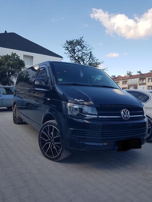 Schwarz Gebraucht 2016 VW T6 Van | 17.500 € (Fairer Preis) - Bild 1/4