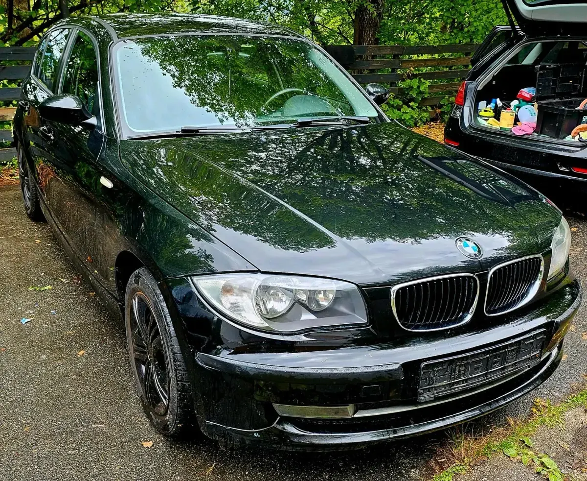 Gebraucht BMW 116 115 PS (84 kW) 2007 Schwarz Kleinwagen