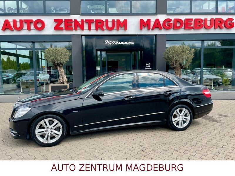 Schwarz Gebraucht 2010 Mercedes E250 Avantgarde Limousine | 12.450 € (Fairer Preis) - Bild 1/4