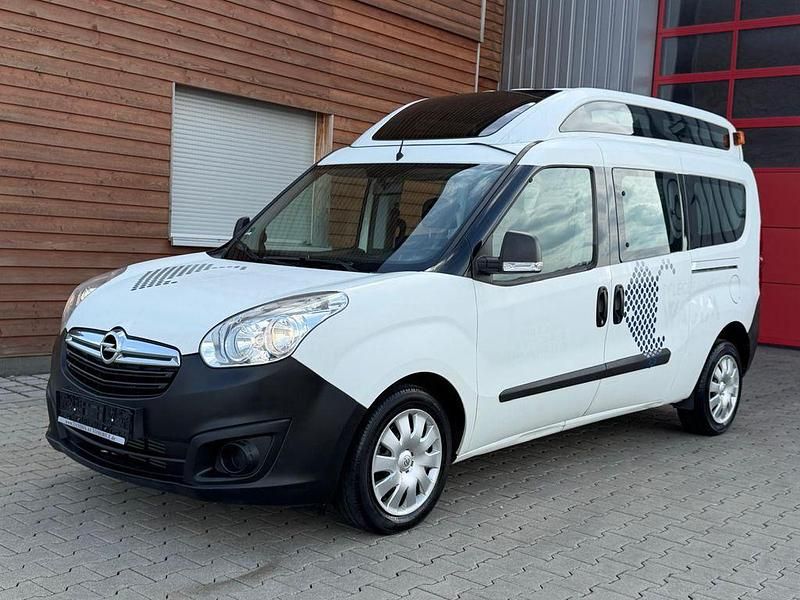 Second-hand Opel Combo Selection 120 CP (88 kW) 2019 Alb Monovolum
