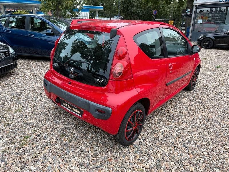 Gebraucht Peugeot 107 Filou 68 PS (50 kW) 2010 Rot Kleinwagen