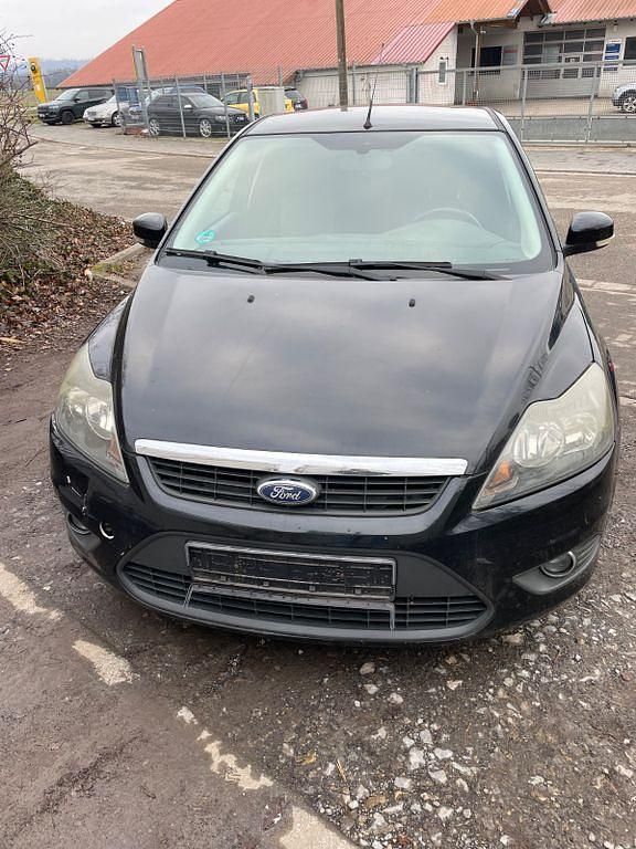 Schwarz Gebraucht 2009 Ford Focus Limousine | 950 € (Superpreis) - Bild 1/4