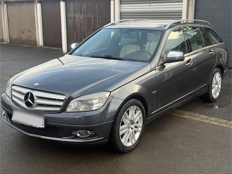 Grau Gebraucht 2008 Mercedes C320 Avantgarde Kombi | 3.200 € (Etwas zu teuer) - Bild 1/4