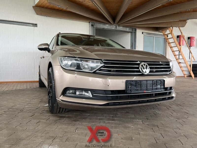 Gebraucht VW Passat Comfortline 180 PS (132 kW) 2015 Gold Kombi